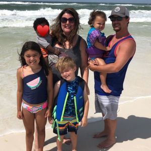 Meet your Posher, Cecelia